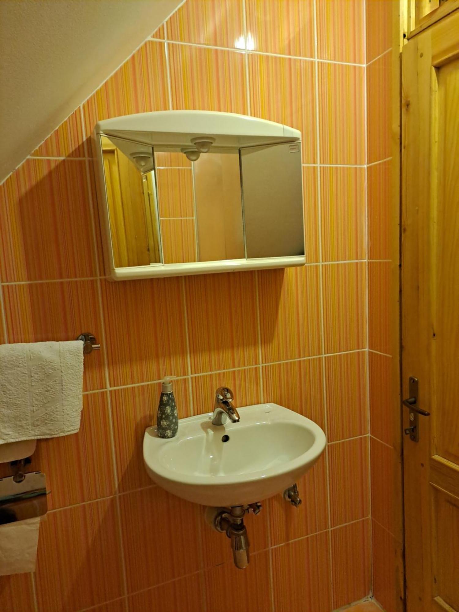 Guesthouse Andrea Poljanak Extérieur photo