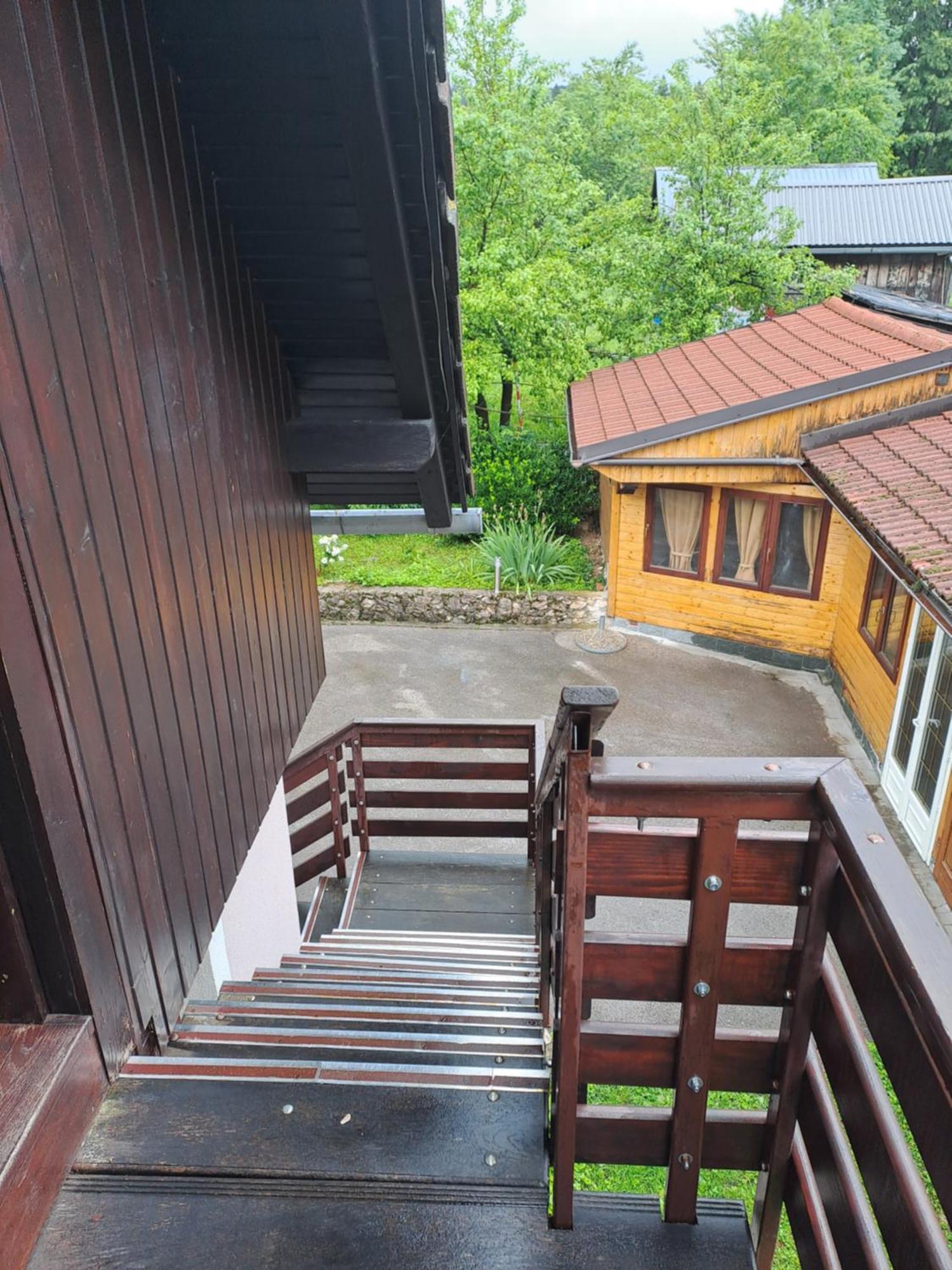 Guesthouse Andrea Poljanak Extérieur photo